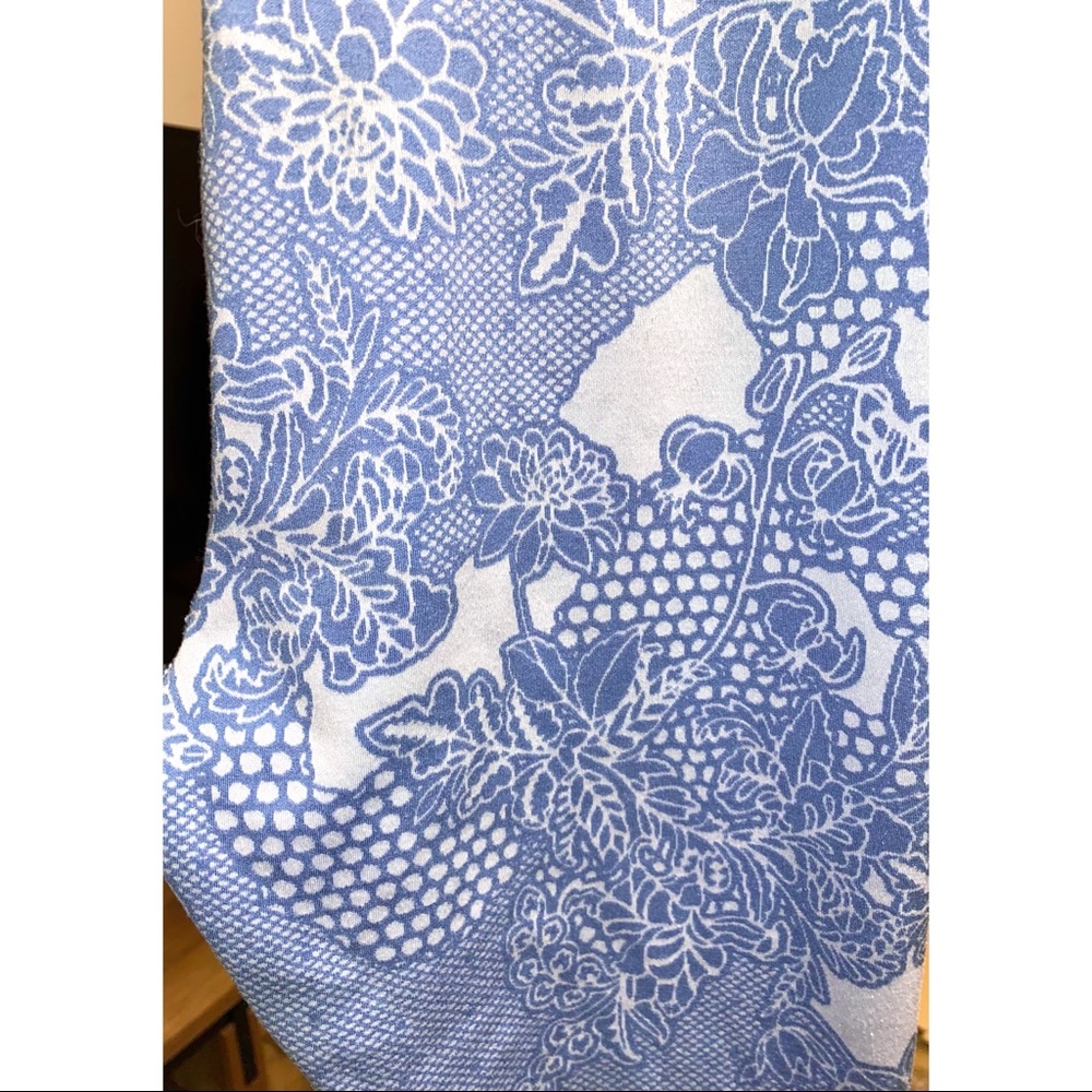 Nike Dri-FIT Floral Lace Print Leggings Sz L - Picture 6 of 6